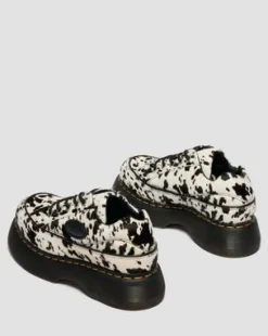 Buzz Dalmatian Hair-On Leren Schoenen Met Vijf Veterogen in Crème & Zwart