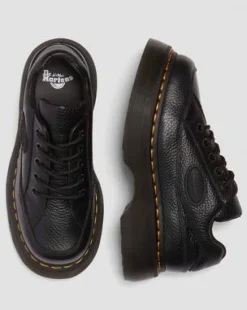 Buzz getrommeld nappaleren schoenen met vijf veterogen in Zwart