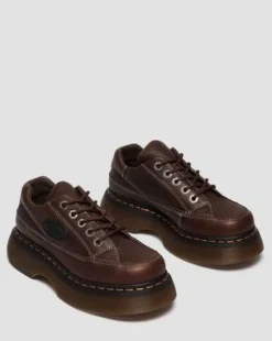 Buzz Grizzly leren schoenen met vijf veterogen in Donkerbruin