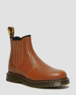 2976 DM's Wintergrip Leren Chelsea Laarzen in Tan