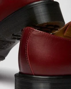 1461 Klassieke Kalfsleren Schoenen in Burgundy