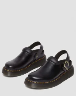 Laketen Leren Platform Mules in Zwart