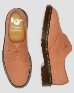 1461 Made in England Nubuck Leren Schoenen in Roze