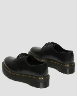 1461 Quad Smooth Leren Platform Schoenen in Zwart