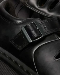 QUBIST Fisherman Schoenen in Zwart