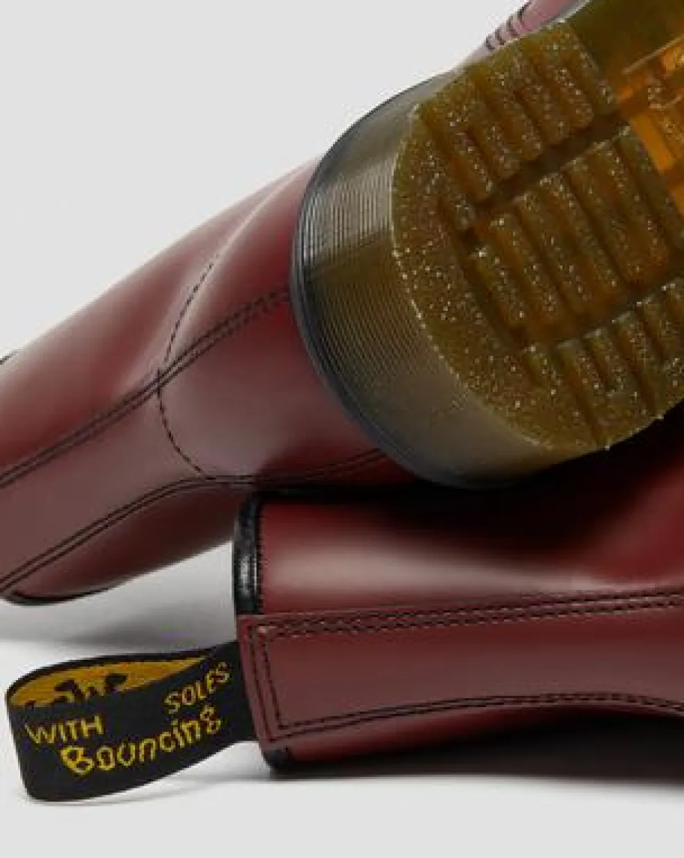 1460 Smooth Leren Veterlaarzen in Cherry Red