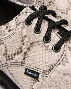 SUPREME POSTAL SCHOENEN
