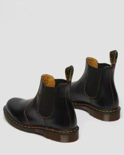 2976 Vintage Made in England Chelsea Boots in Zwart