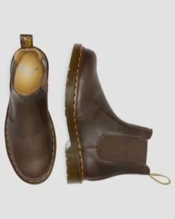2976 Yellow Stitch Crazy Horse Leren Chelsea Boots in Donkerbruin