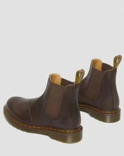 2976 Yellow Stitch Crazy Horse Leren Chelsea Boots in Donkerbruin