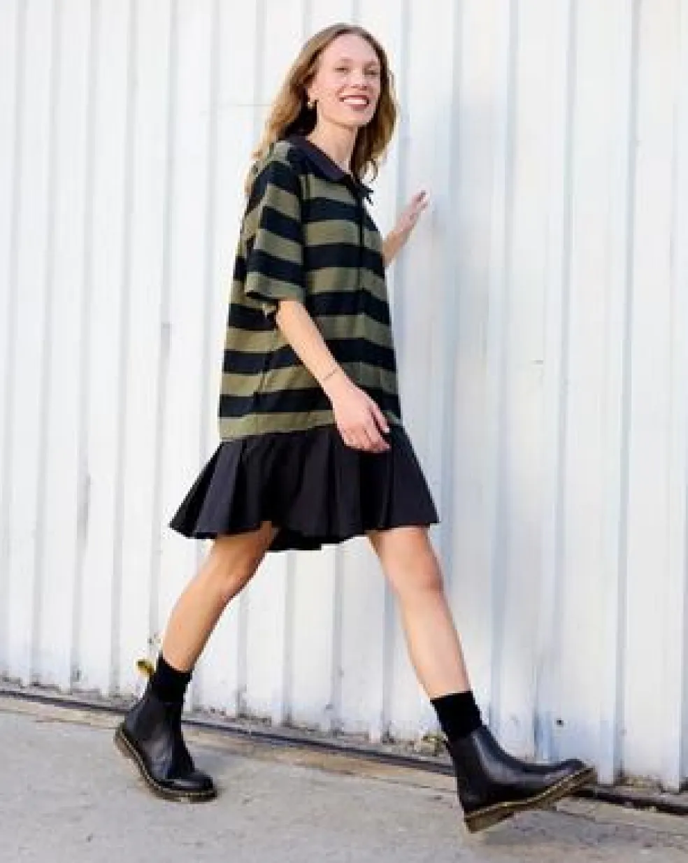2976 Yellow Stitch Smooth Leren Chelsea Boots in Zwart